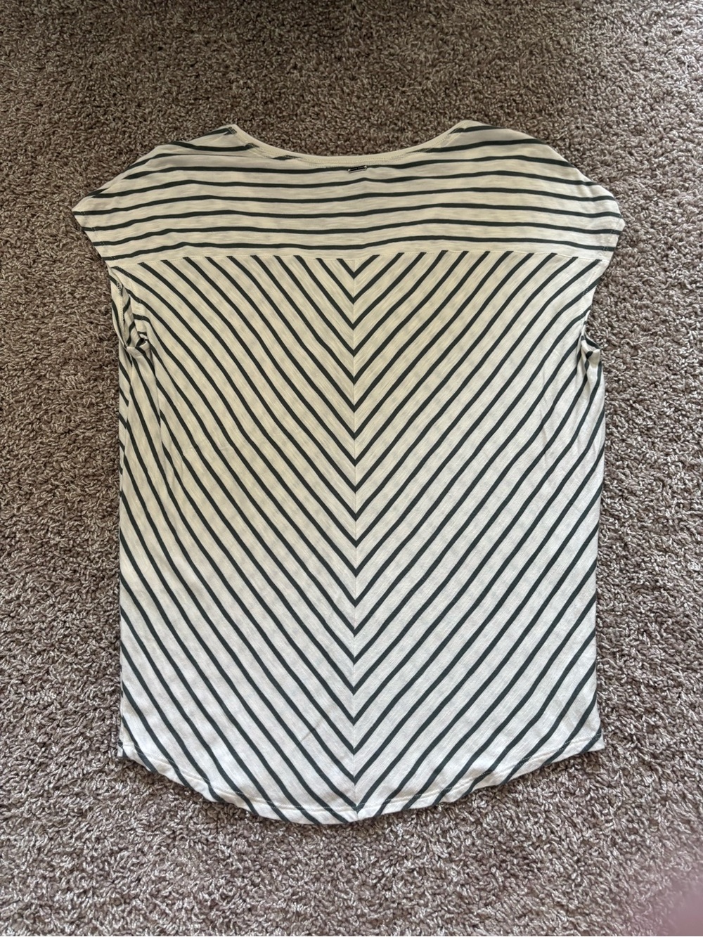 White House Black Market White and Black Striped V-Neck Tee - Picture 2 of 4